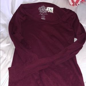 Long sleeve tee